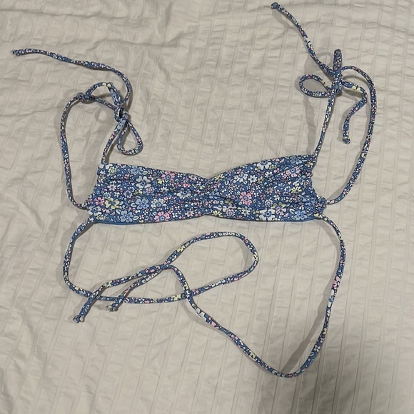 Frankie’s Bikini Springtime Jagger Bandeau, Foxy String Top, Foxy Cheeky Bottom - Picture 15 of 16